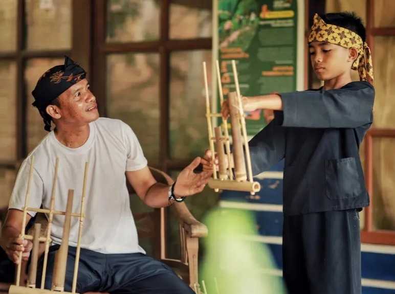 Apa Kebiasaan Orang Sunda?